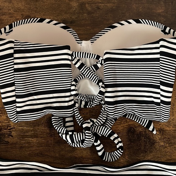 NEW Sunn Lab Women’s Striped Bikini Top & Bottom, Black/White, Small - Picture 5 of 10